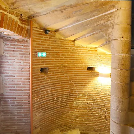 Chal6 Moderne A 200m Du Capitole *